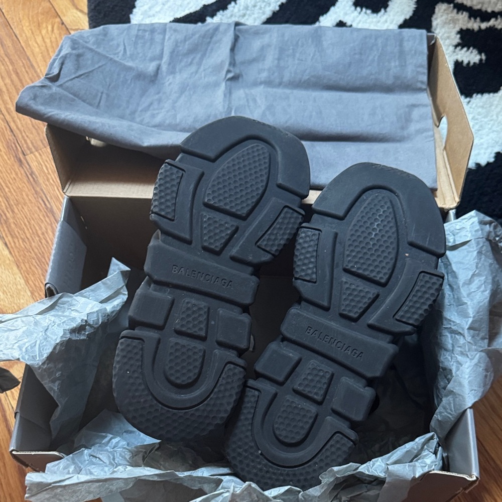Balenciaga Black Knit Sock Sneakers with White Logo - Picture 2 of 7